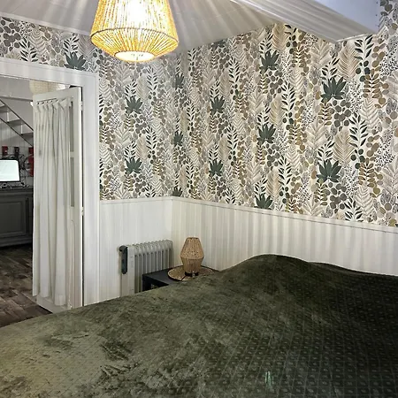 Bed & Breakfast Proche Pau Et Lourdes Nay (Pyrenees-Atlantiques)
